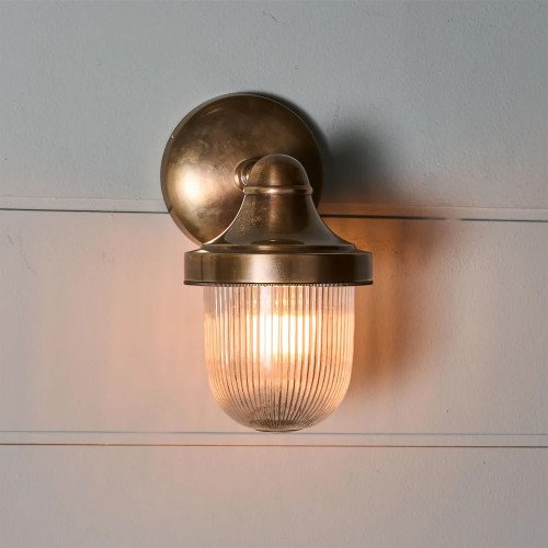 buitenverlichting, scheepslampen, stallampen, boerderijlampen, brons, messing, klassiek, abby, wandlamp