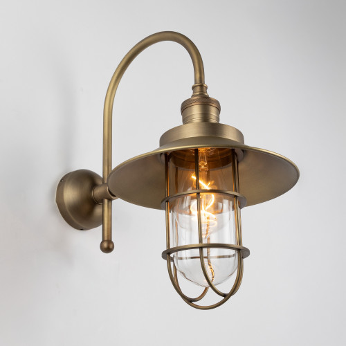 messing lamp in de kleur antiek messing met een E27 fitting