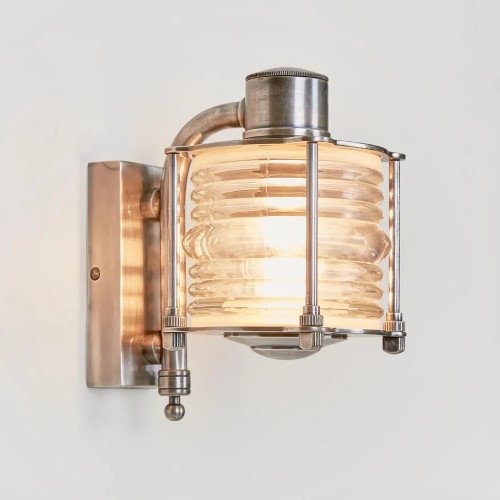 messing lamp in de kleur antiek zilver met een E27 fitting