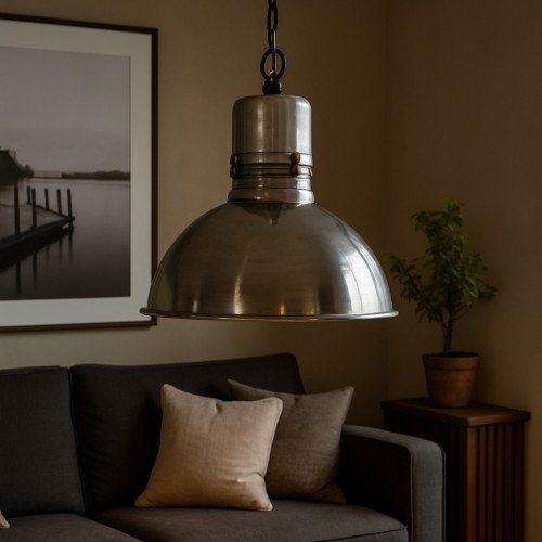 messing lamp in de kleur antiek zilver met een E27 fitting