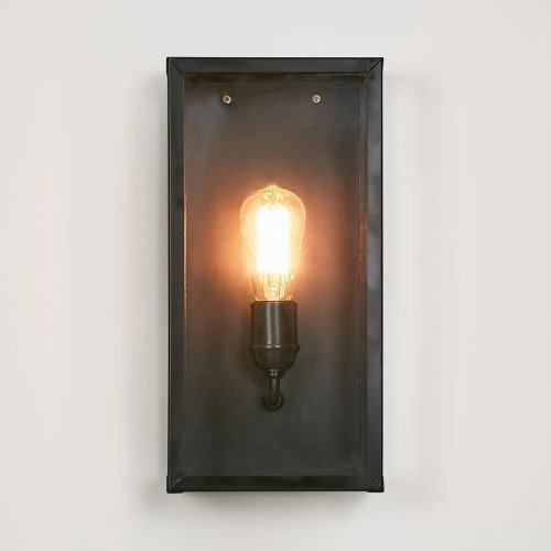 messing lamp in de kleur antiek brons met een E27 fitting
