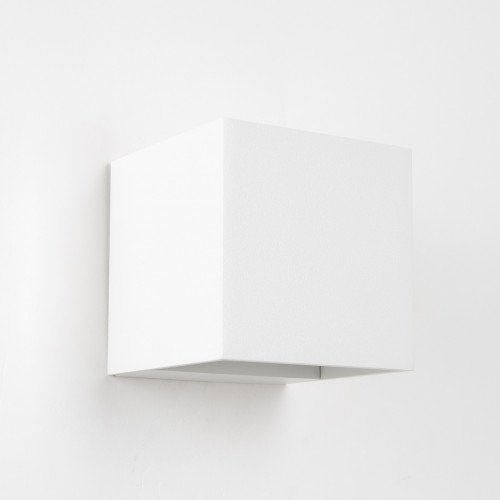 Shift up- en downlighter wandlamp voor binnen met modern design van aluminium in witte kleur