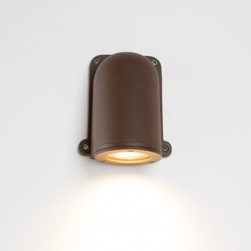 cortenstaal buitenlamp voor aan de wand met ronde vormen en modern design