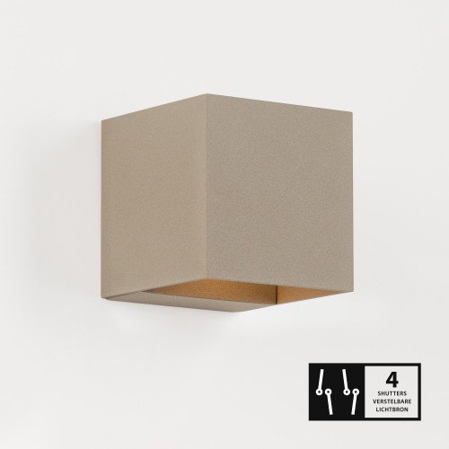 Shift up- en downlighter wandlamp voor binnen met modern design van aluminium in champagne kleur