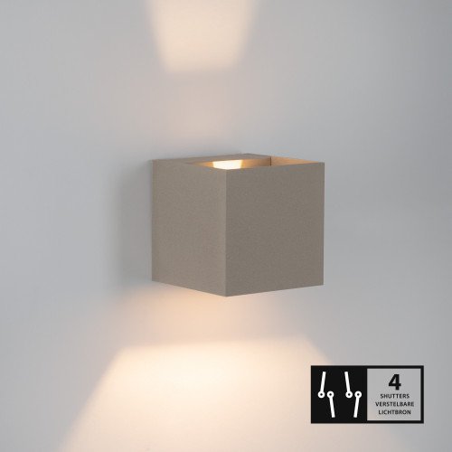 Shift up- en downlighter wandlamp voor binnen met modern design van aluminium in champagne kleur