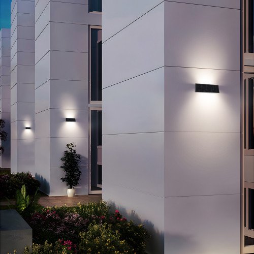 Zwarte moderne up&down muurlamp solar verlichting