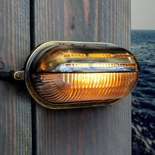 Bronzen muur scheepslamp van messing