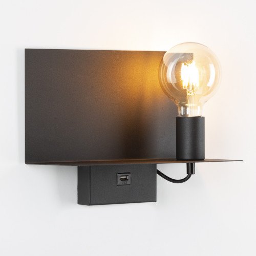 Wandlamp Night Guide met USB aansluiting voor opladen van tablet en/of smartphone