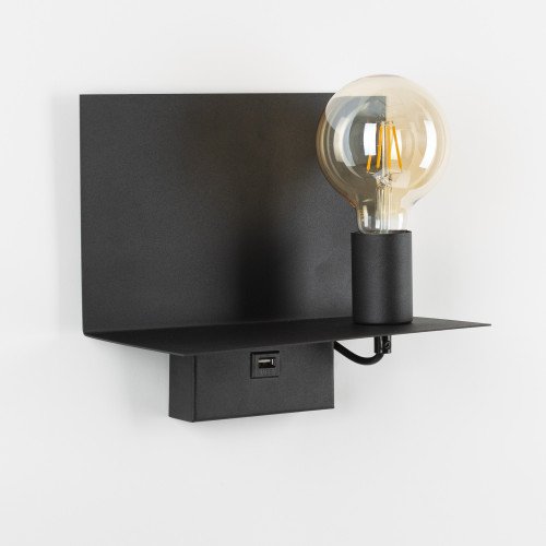 Wandlamp The Key met USB aansluiting voor opladen van tablet en/of smartphone