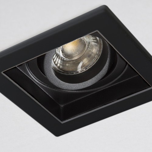 Inbouwspot Axl set van 10 stuks met vierkant frame en ronde richtbare spot in de kleur zwart