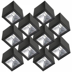 zwarte solar lamp vierkant van kunststof met een led lichtbron warm wit zwarte solar lamp vierkant van kunststof met een led lichtbron warm wit