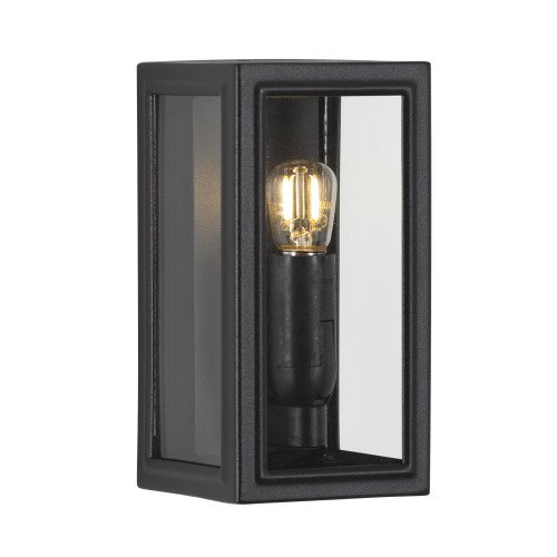Zwarte RVS buitenlamp, met vlakke achterzijde, heldere beglazing en reflector voor prachtige verspreiding van het licht, modern box design buitenverlichting